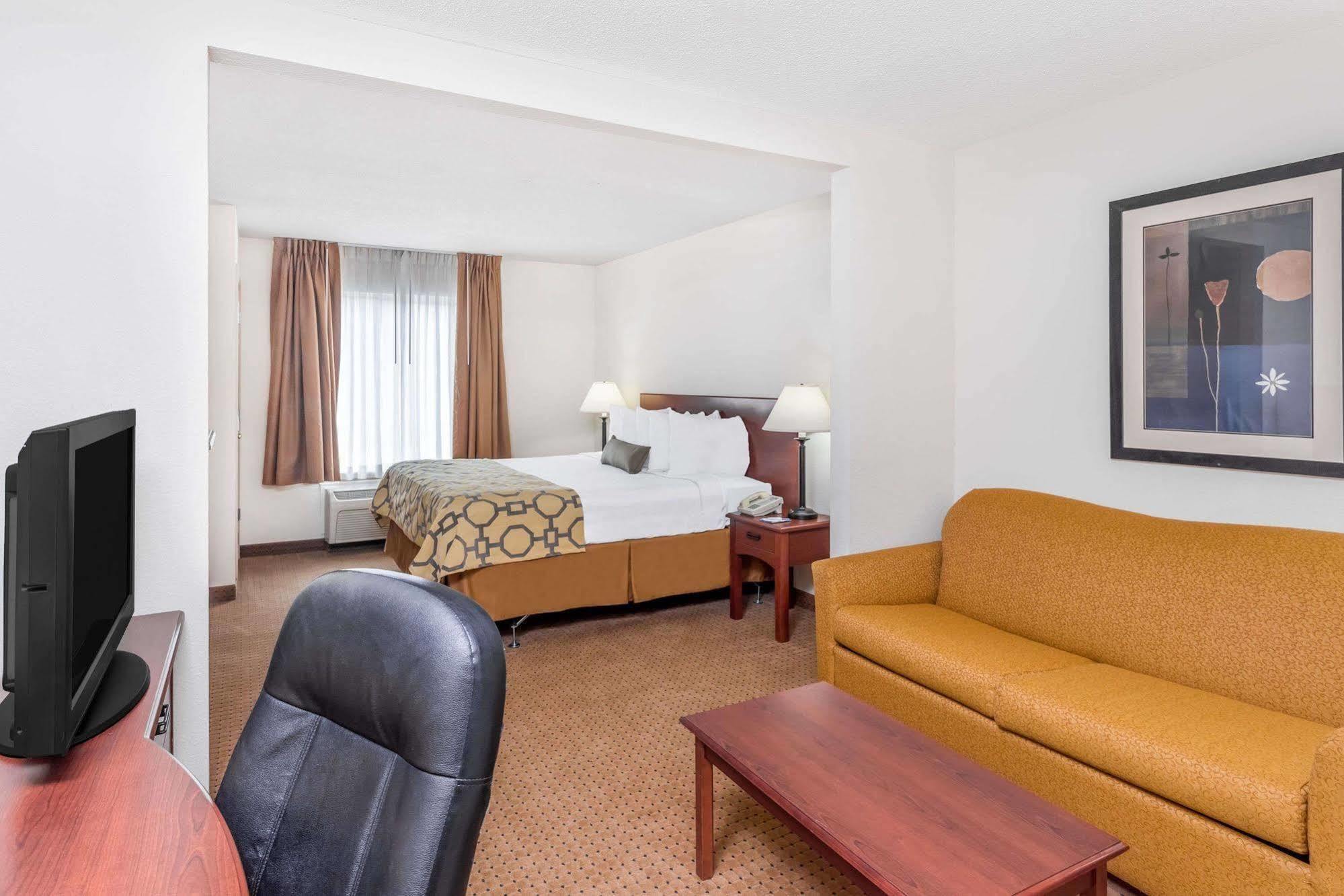 Baymont By Wyndham Cartersville Esterno foto