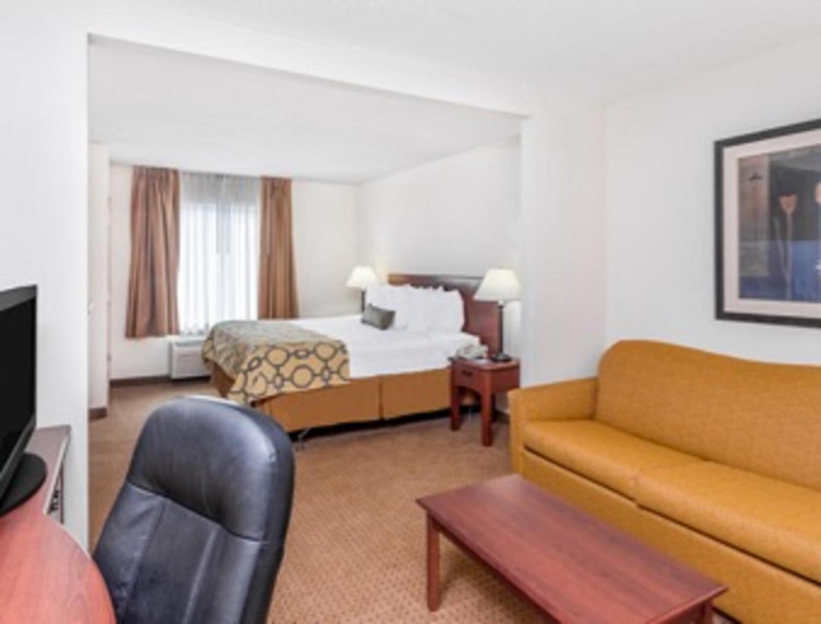 Baymont By Wyndham Cartersville Esterno foto